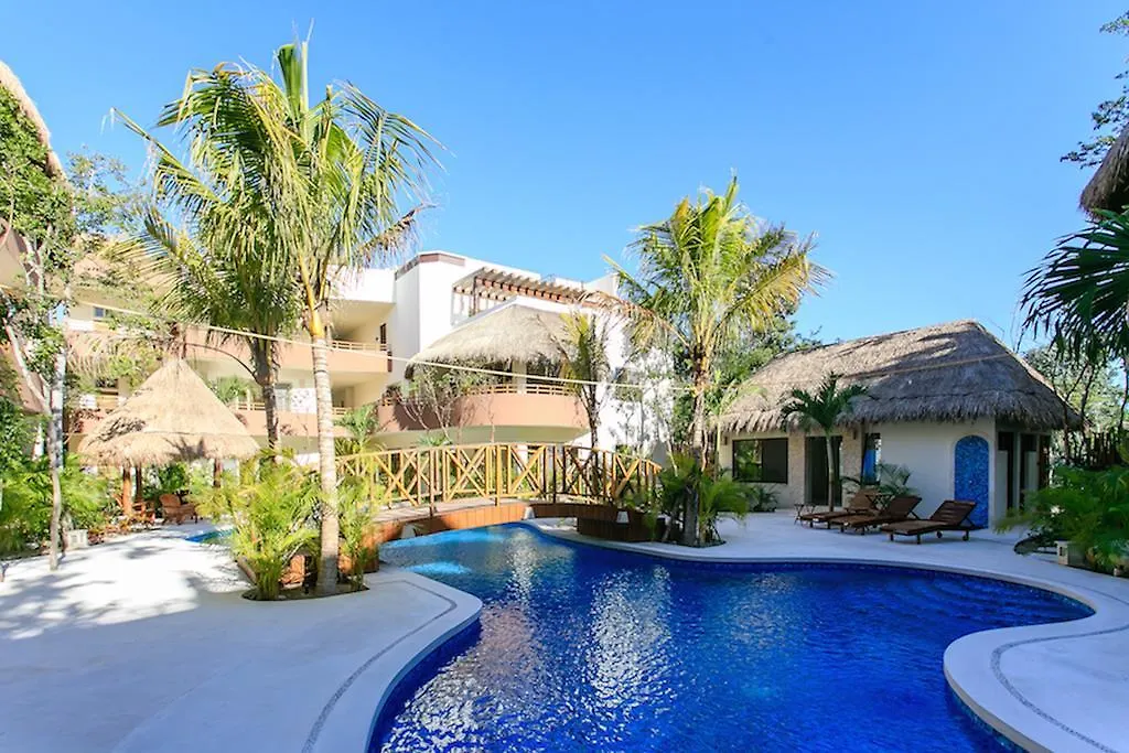 Condos Perfectly Situated Between The Beach & Tulum Town By Stella Rentals Apartment