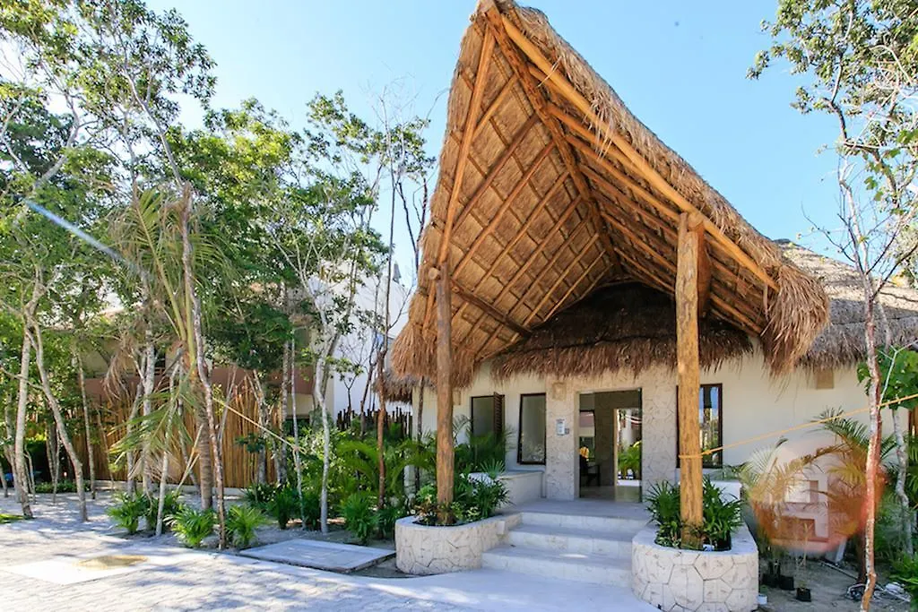 Condos Perfectly Situated Between The Beach & Tulum Town By Stella Rentals Apartment